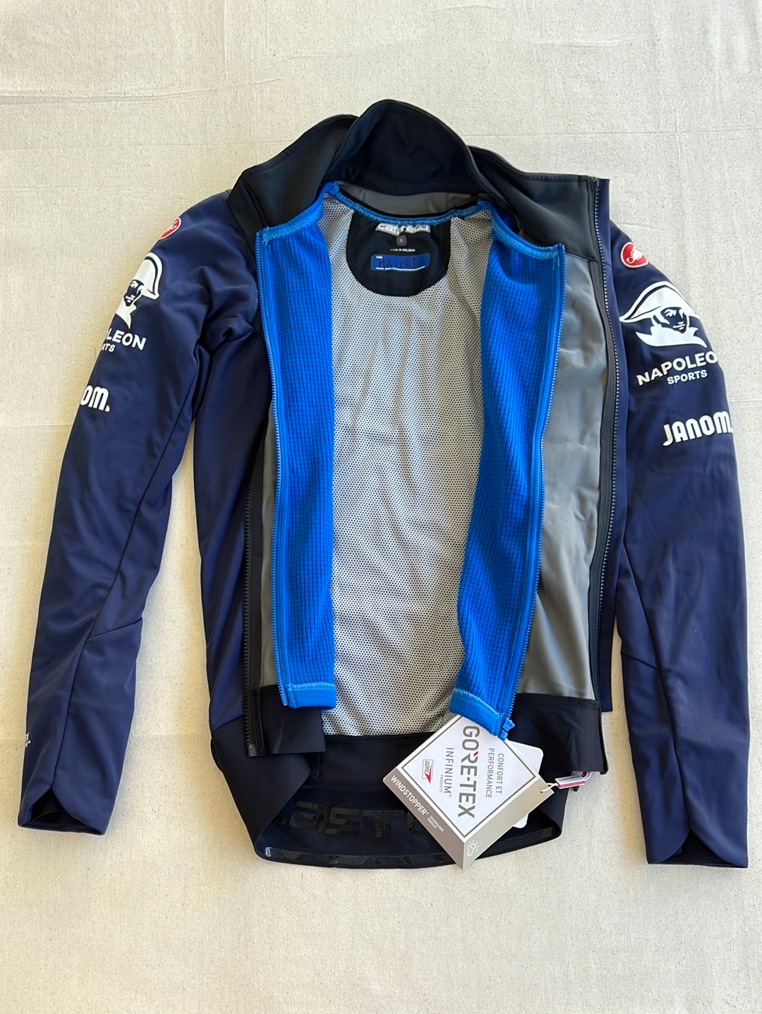 Deep Winter Jacket Alpha RoS Super | Castelli | Soudal Quick-Step | Pro Team Cycling Kit