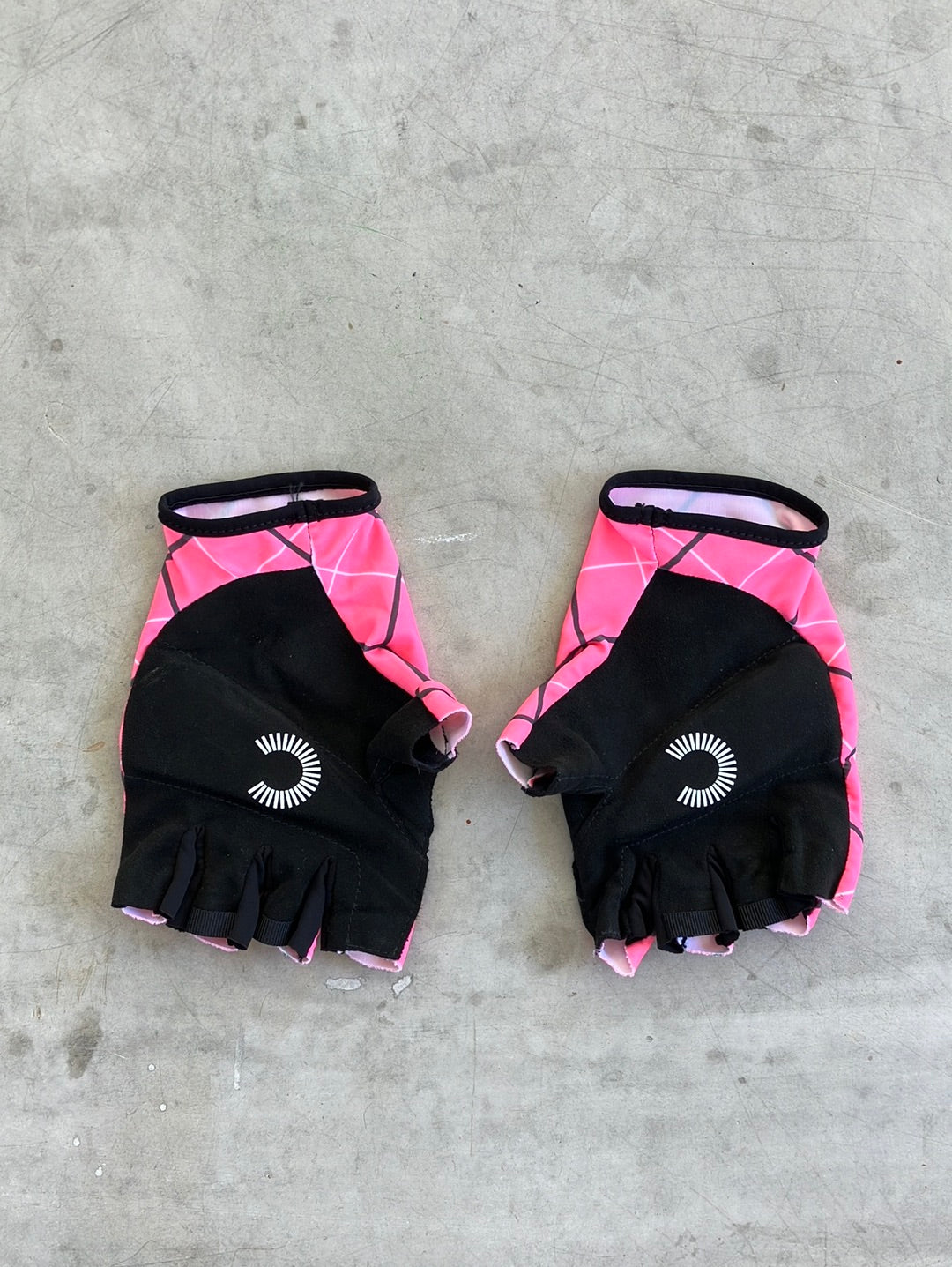 Padded Cycling Gloves | Rapha | EF Education First Men | Pro-Issued Cycling Kit