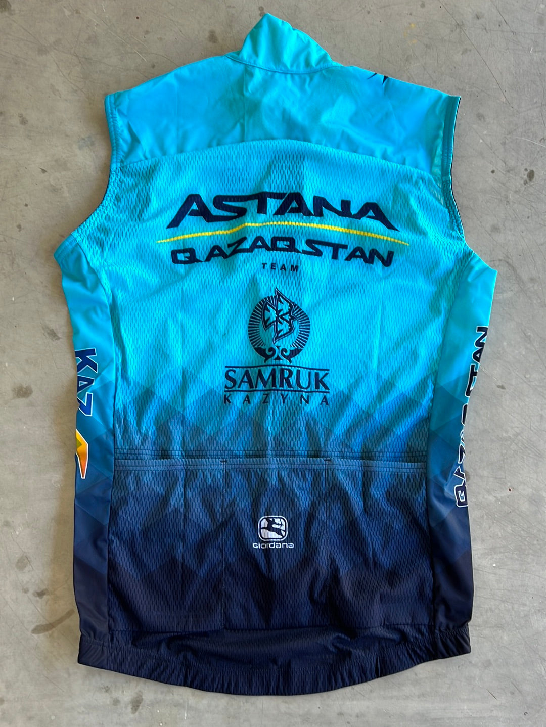 Wind Vest Light Gilet FRC Pro | Giordana | Astana | Pro Cycling Kit