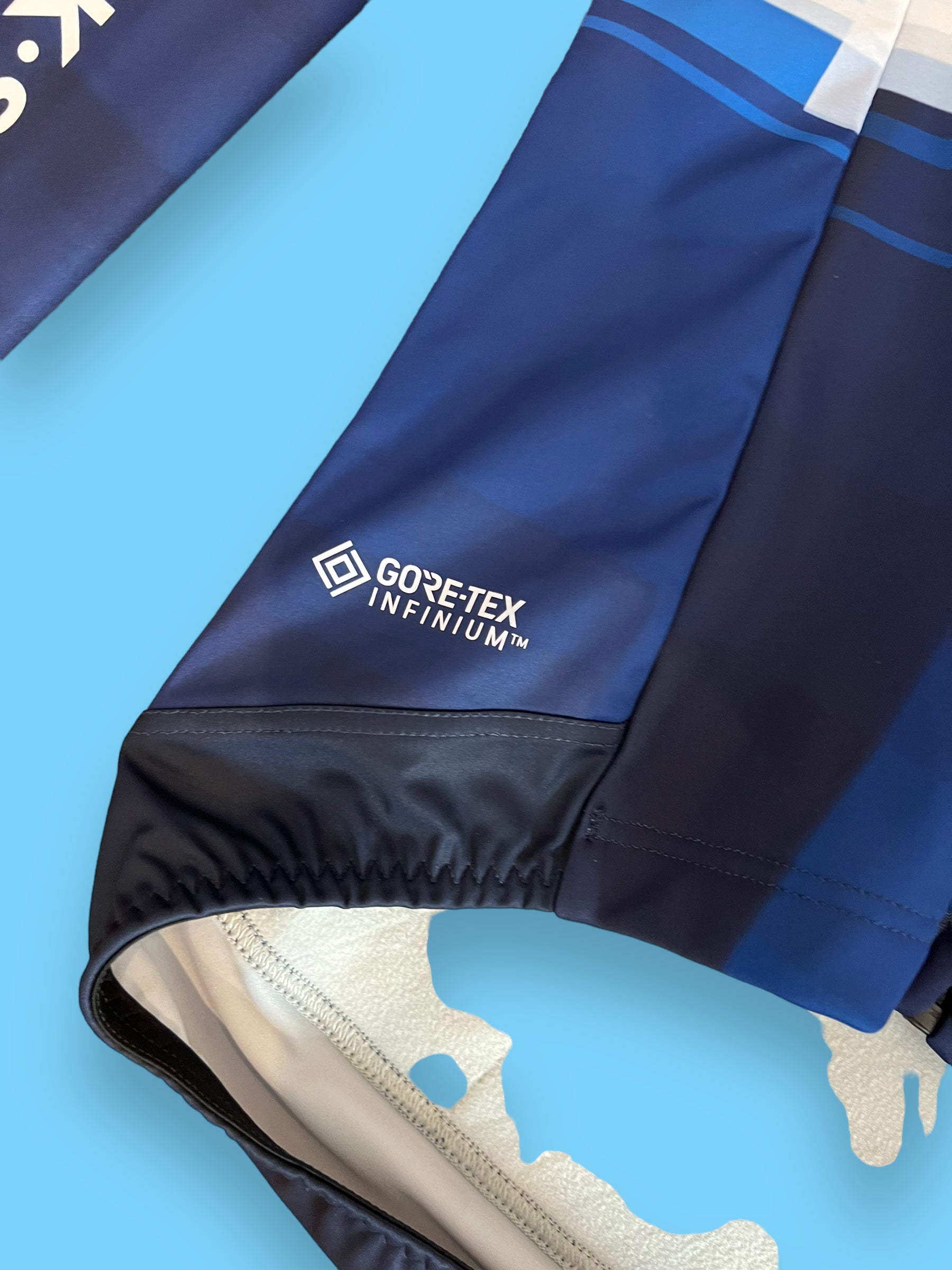 Deep Winter Jacket Thermal Gore-Tex | Castelli | Quick-Step Alpha Vinyl | Pro Cycling Kit