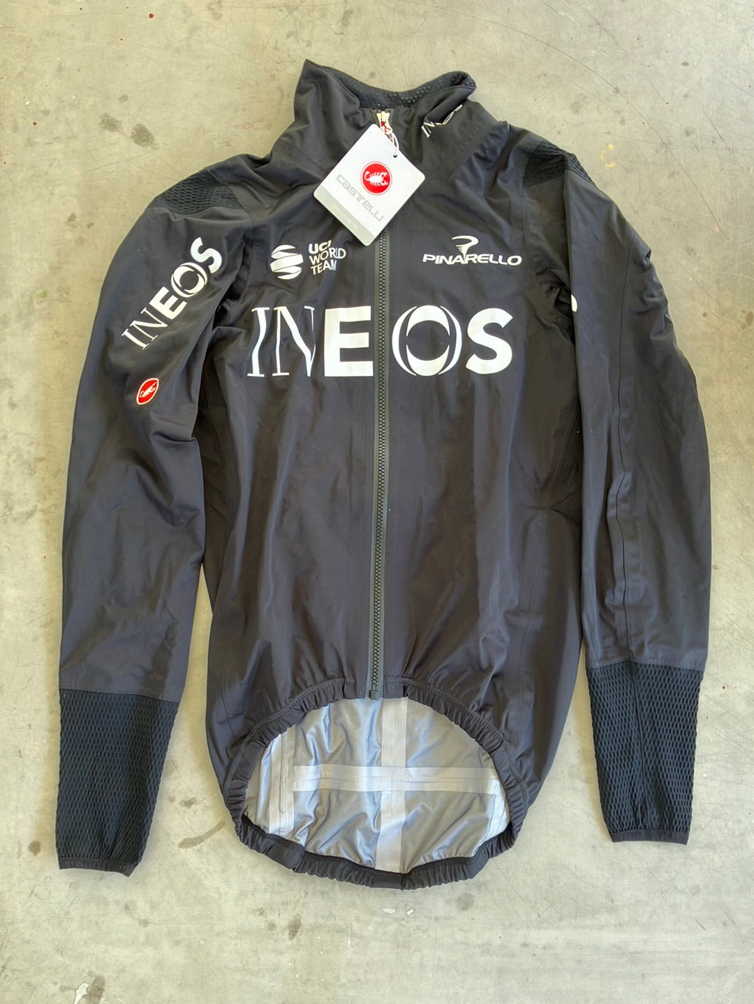 Gavia Rain Jacket Castelli Ineos Grenadiers Pro-Issued Cycling