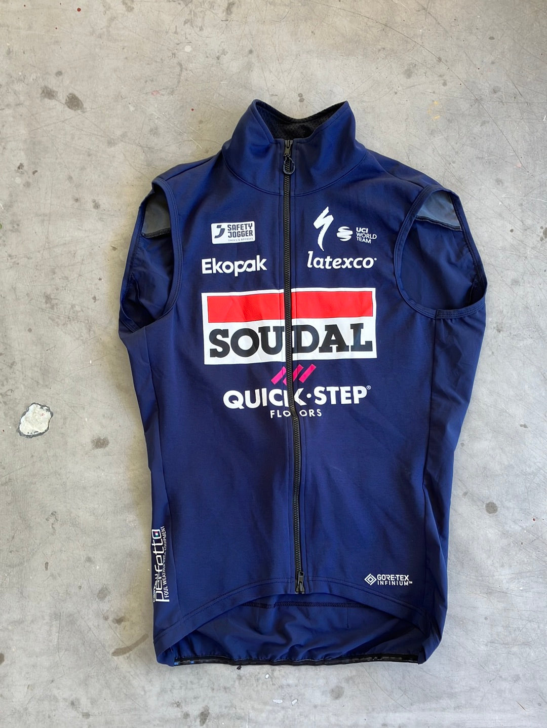 Perfetto Vest / Gilet Light Gabba | Castelli | Soudal / Deceuninck Quick-Step | Pro-Issued Cycling Kit