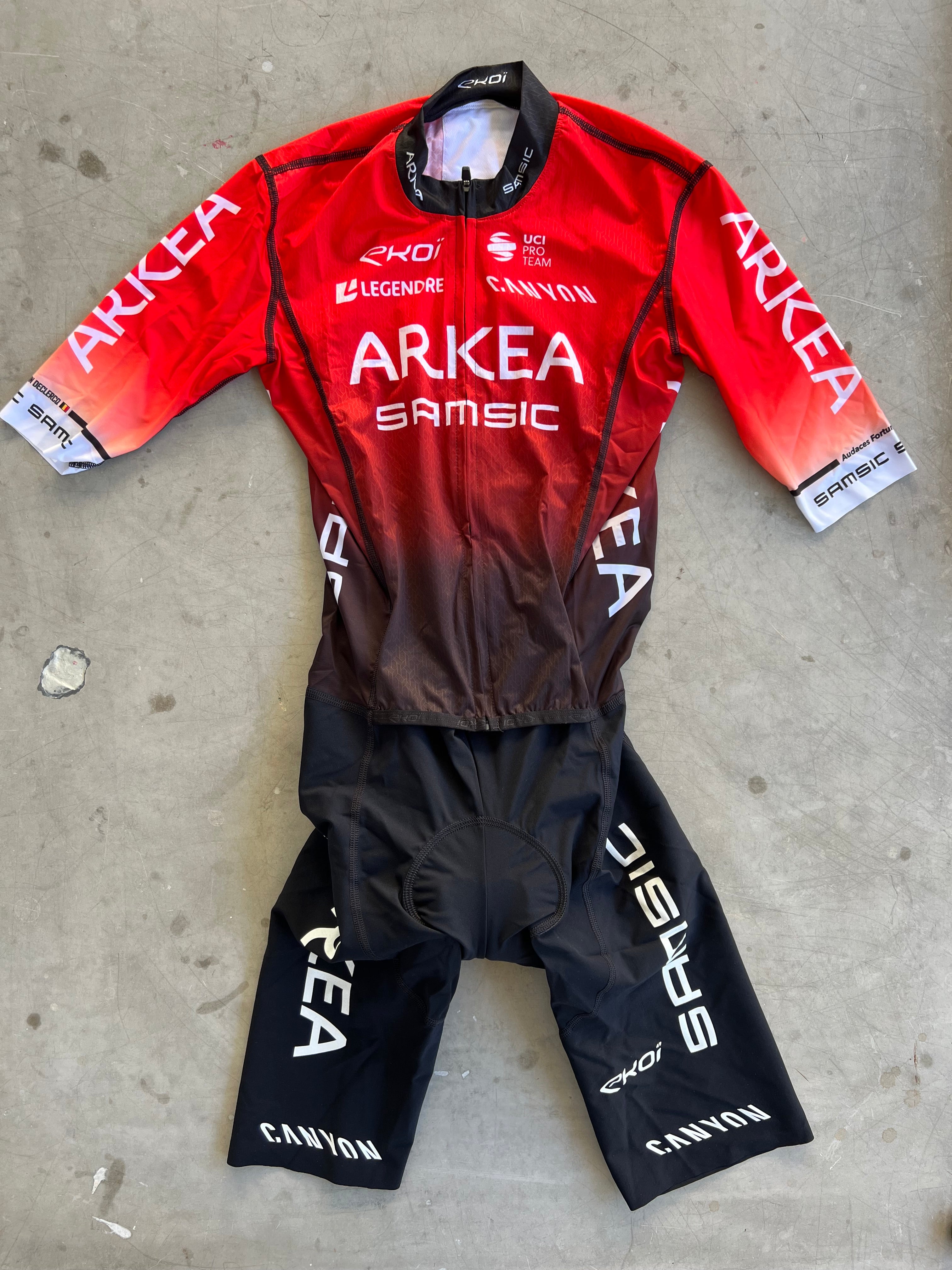 Ensemble Cuissard Vélo Et Maillot Cyclisme équipe Pro ARKEA Samsic Aero Mesh 2021 1179 Ensemble Cuissard Vélo Et Maillot Cyclisme équipe Pro ARKEA Samsic Aero Mesh 2021 1179