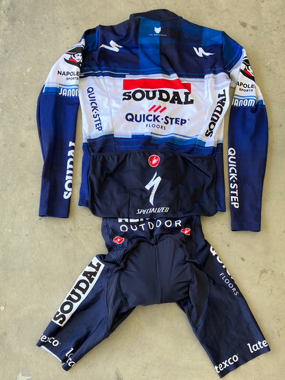 Long Sleeve Midweight Jersey and Bib shorts | Castelli | Quick-Step Alpha Vinyl / Soudal  | Pro Cycling Kit