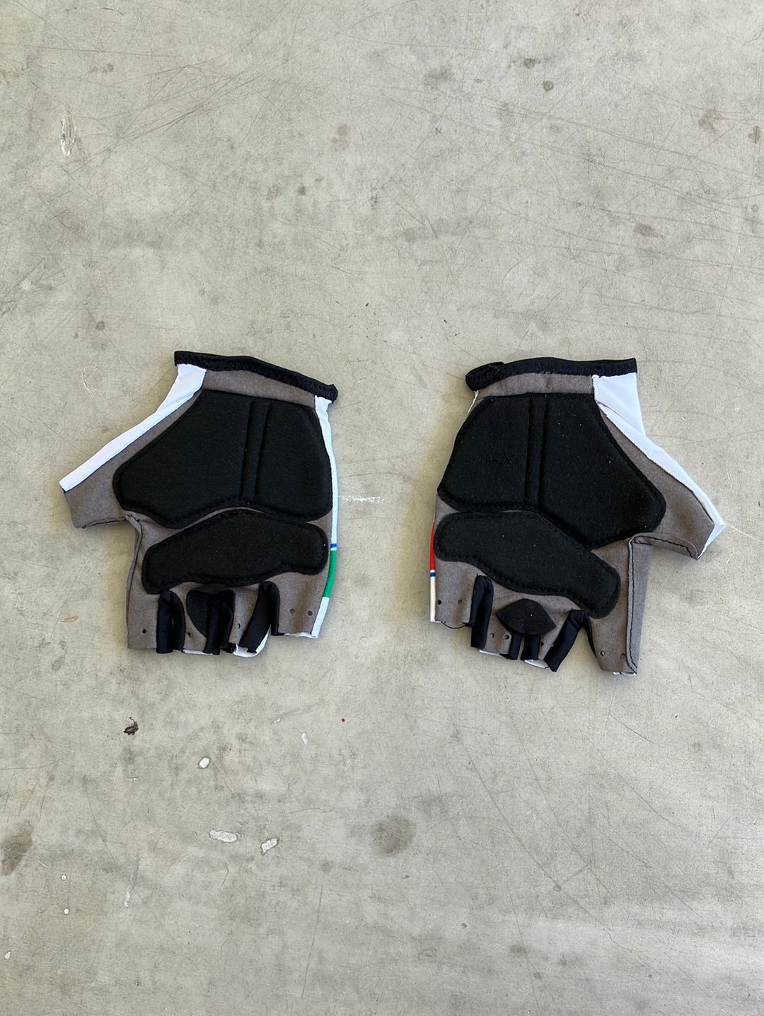 Padded Gloves Mitts | Castelli | Italia Italy National Team | Pro-Issued Cycling Kit