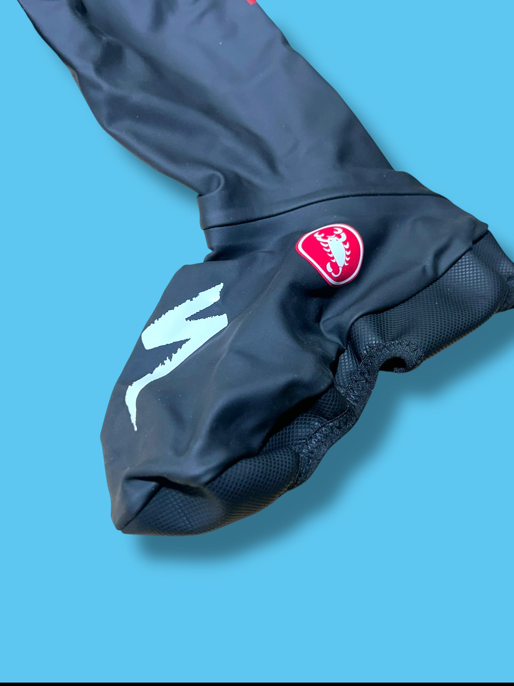Aero Race Shoecover. Overshoe Winter Thermal Rain   | Castelli |  Soudal Quick-Step| Pro Cycling Kit