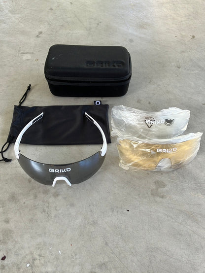 Starlight 2.0 Sunglasses with Spare Lenses | Briko | Bardiani | Pro-Issued Cycling Kit